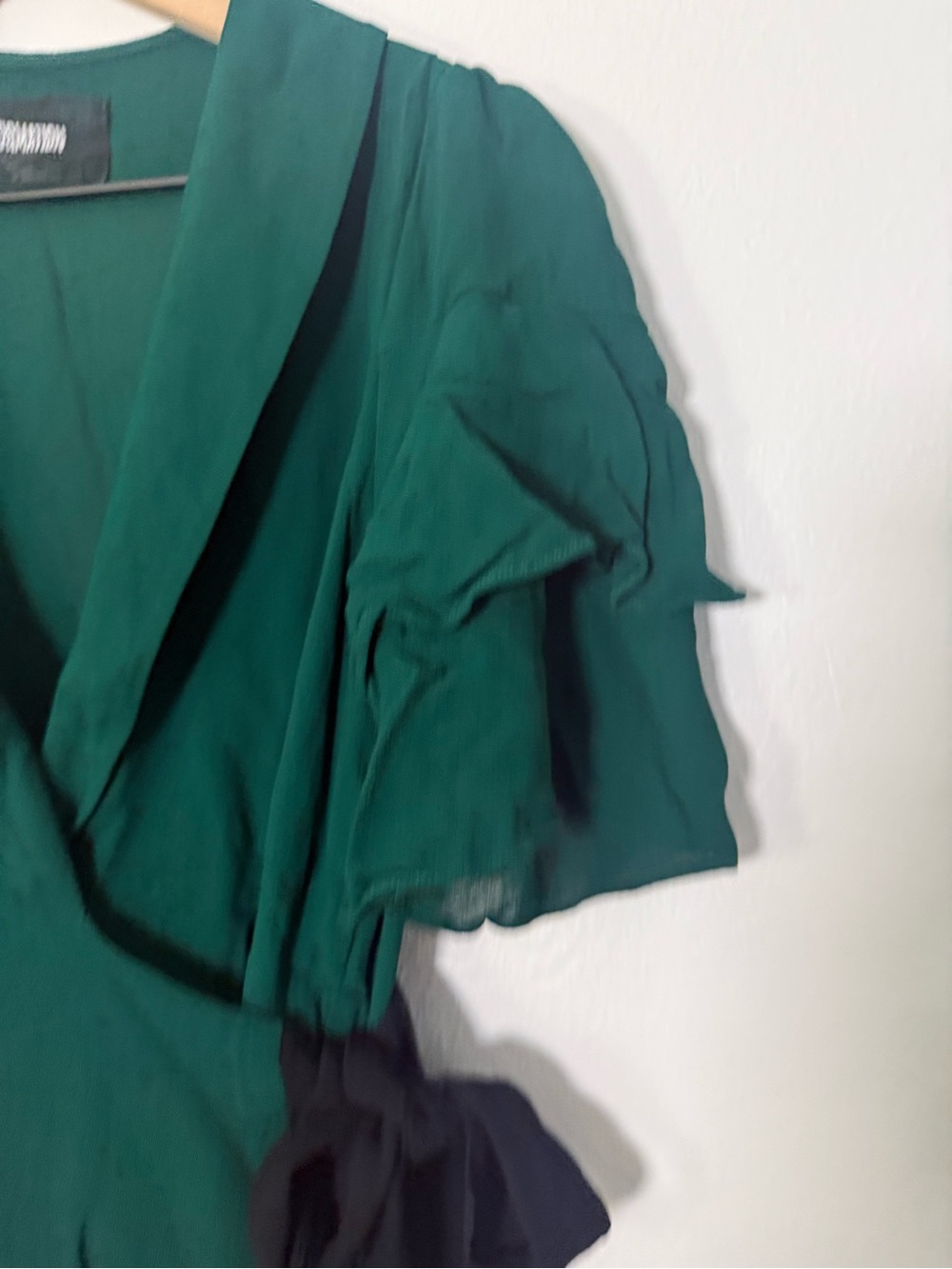 Reformation Layley Wrap Dress - Picture 4 of 8